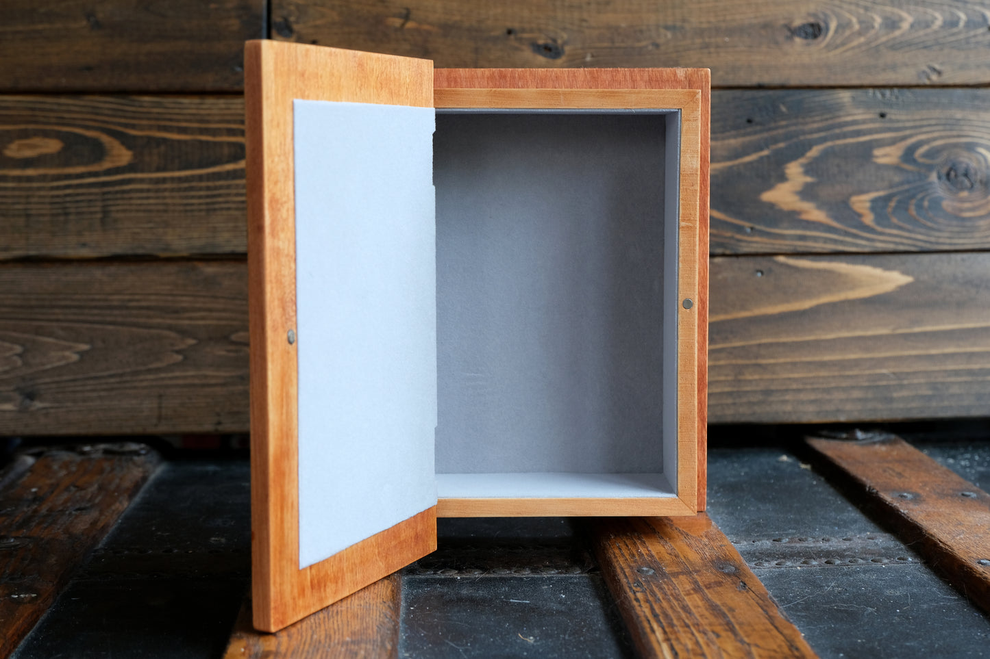 The Adventurer's Guide to Cooking Dungeon Monsters - Wooden Book Dice Box
